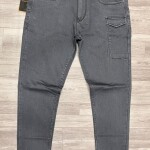 Black Letter Single Cargo