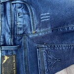 Black Letter tone Jeans