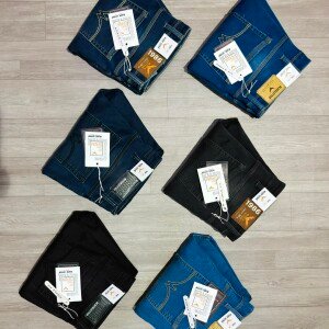 black letter tone jeans pant